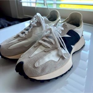 New balance 327 - Womens size 10